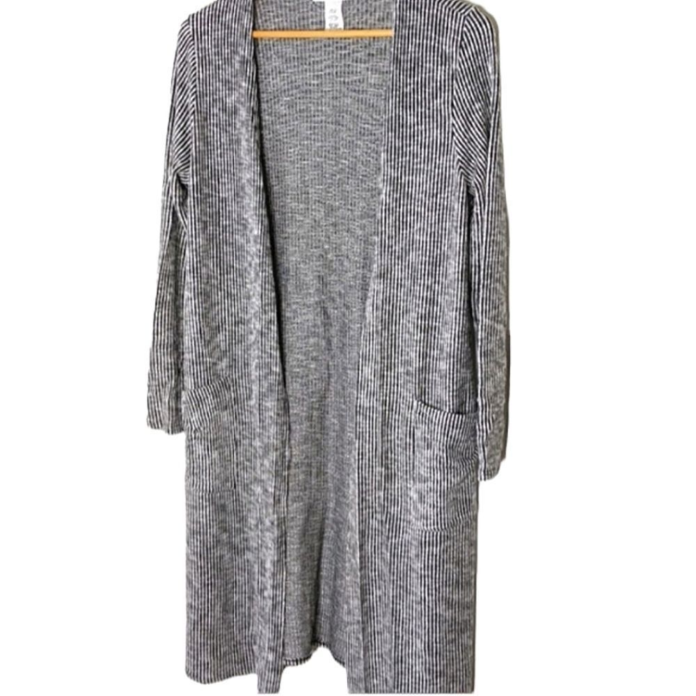 Caution To The Wind Black And White Stripe Fuzzy Open Robe size L